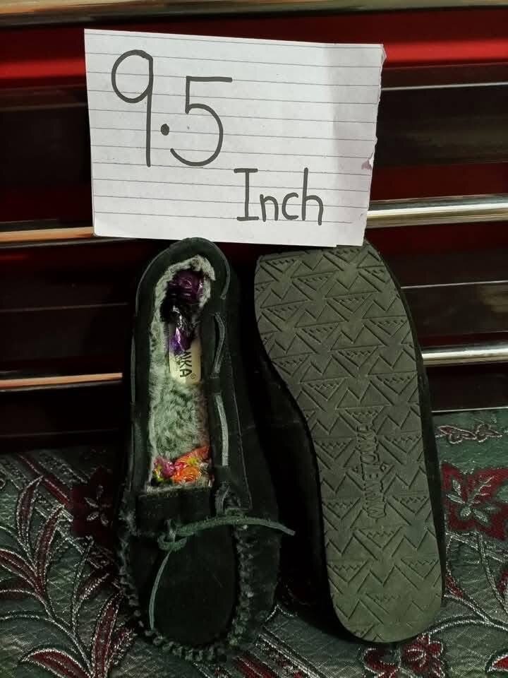 Ladies slippers