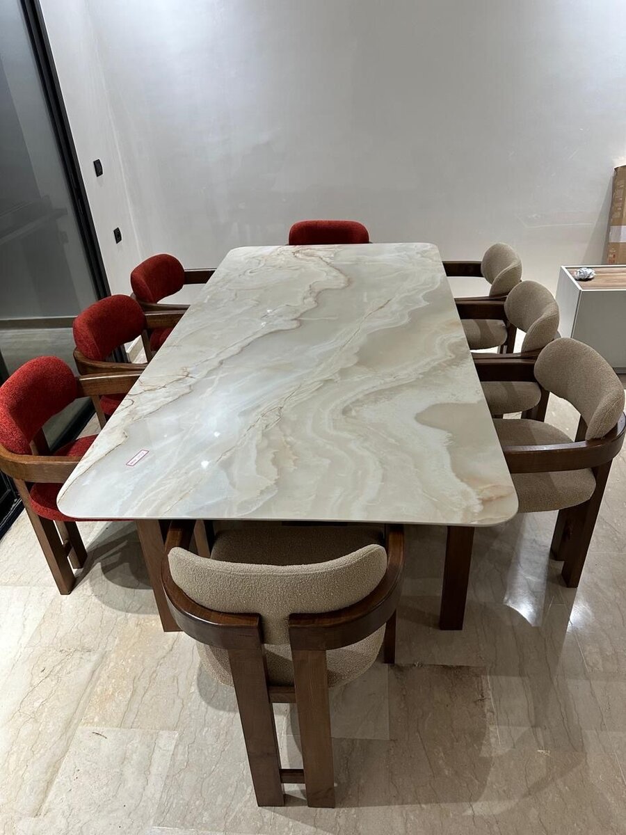 Table à manger en marbre