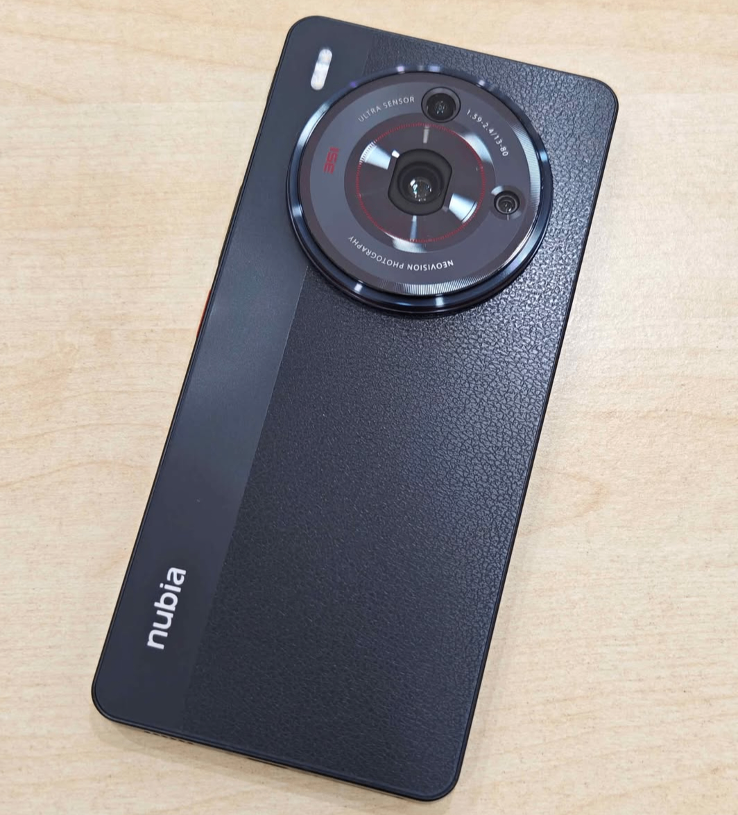 Smartphone Nubia Ultra Camera