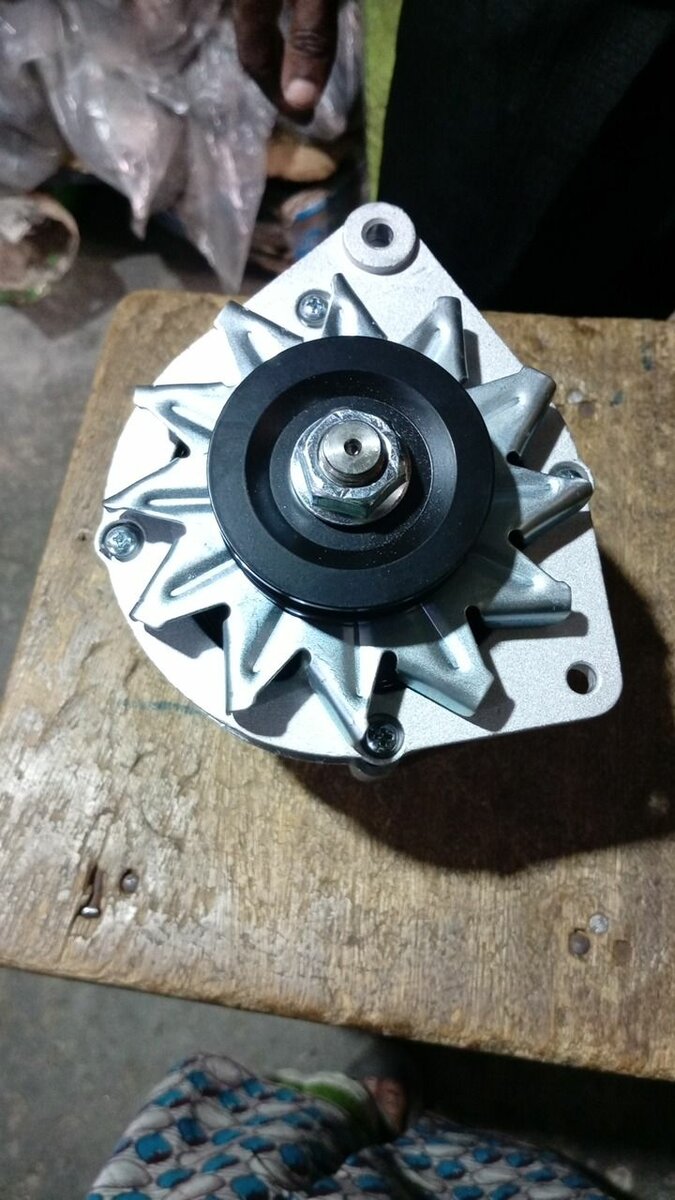 Alternateur Bosch12v