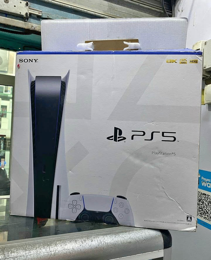 Sony PS5 Console avec Jeu FC24