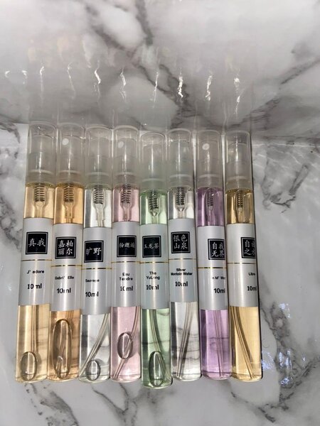 Échantillon de parfum