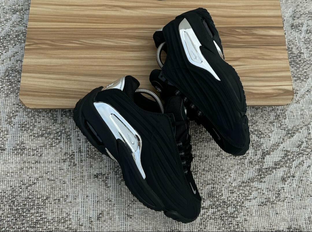 Chaussure Nike  NOCTA