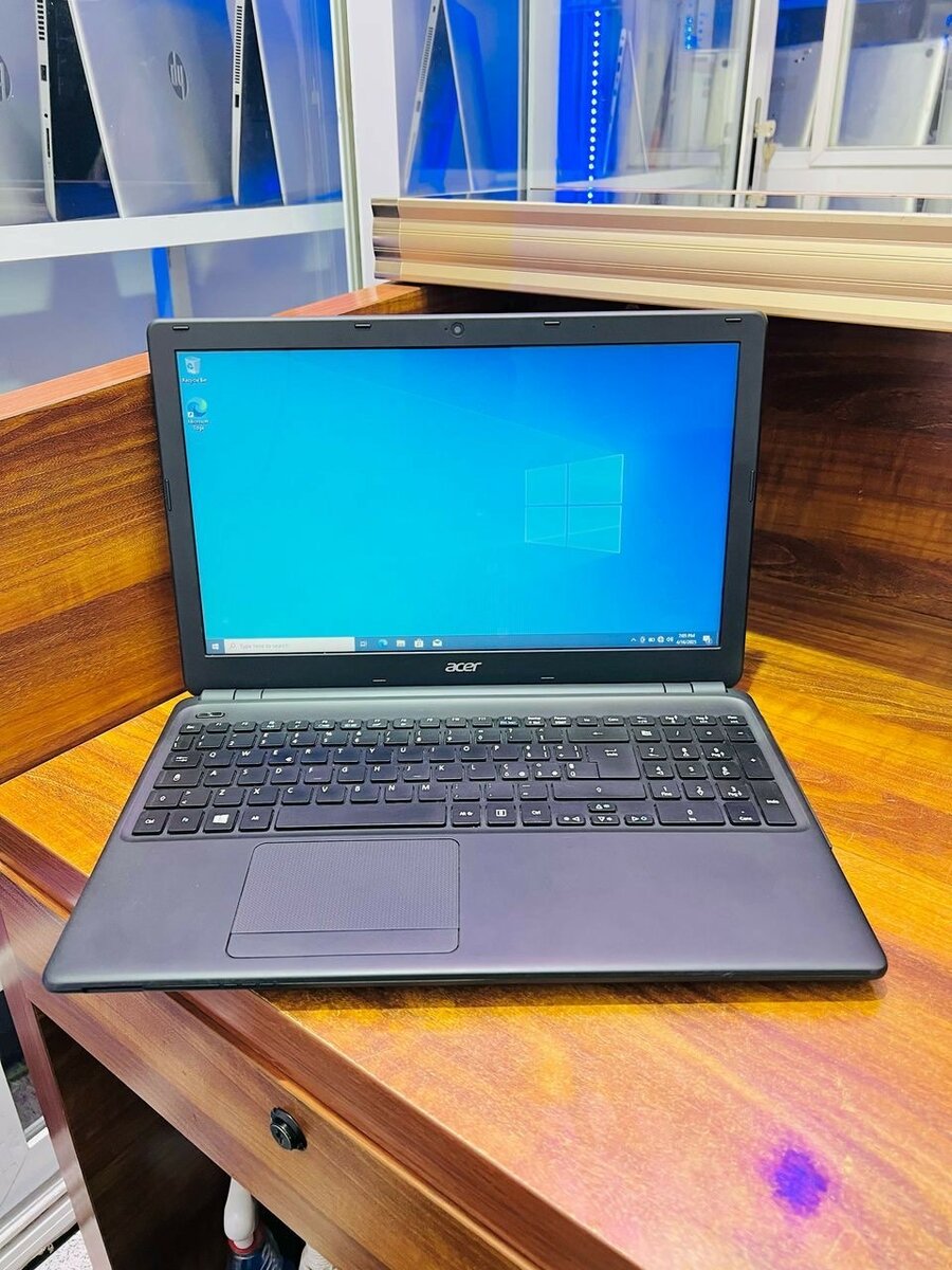 ACER ASPIRE E1-522