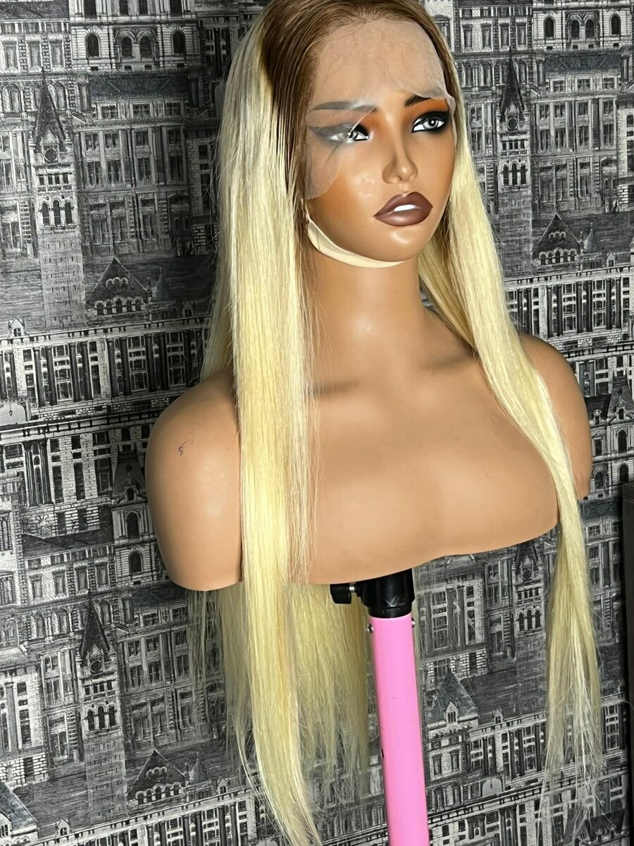 Perruque 2 thon blonde frontal