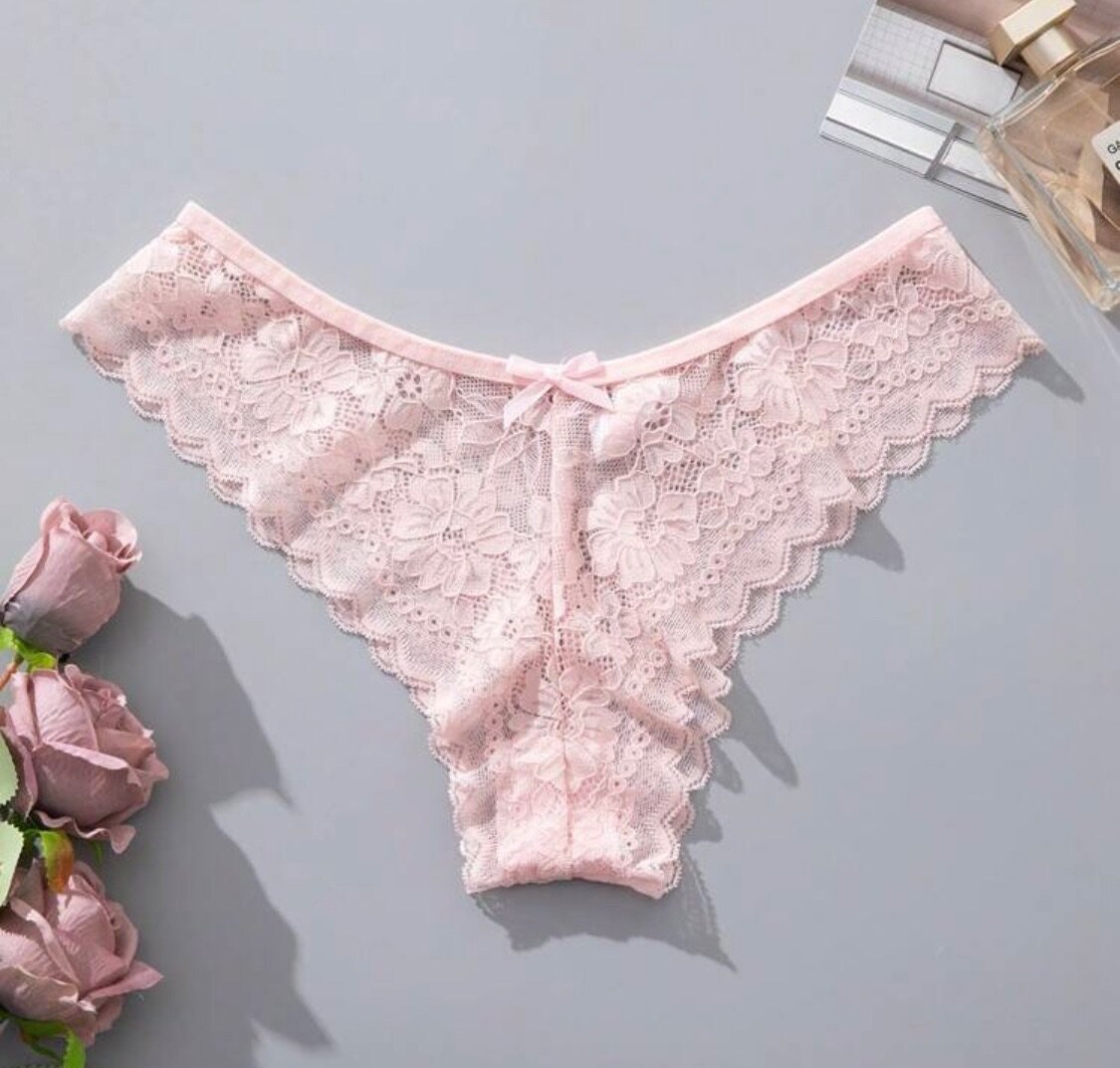 Lot de 03 Culottes en Dentelle