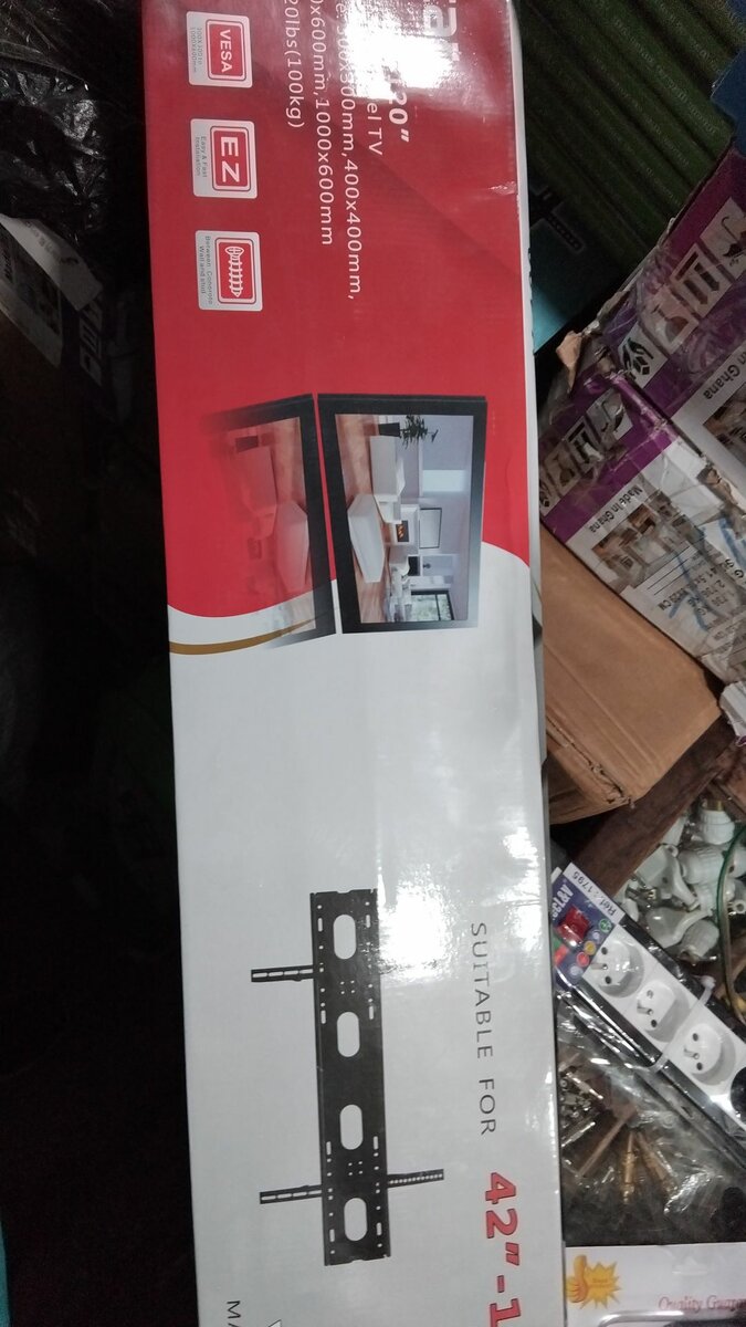 Support mural TV compatible écran 42 à 120 pouces