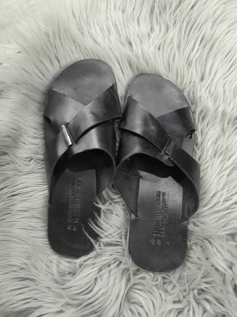 Men slippers (size 44)