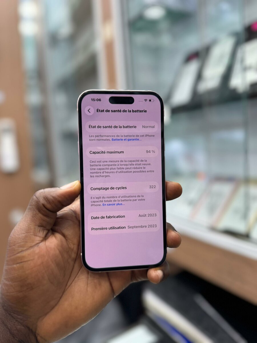 iPhone 15 simple 128Go Casi ne