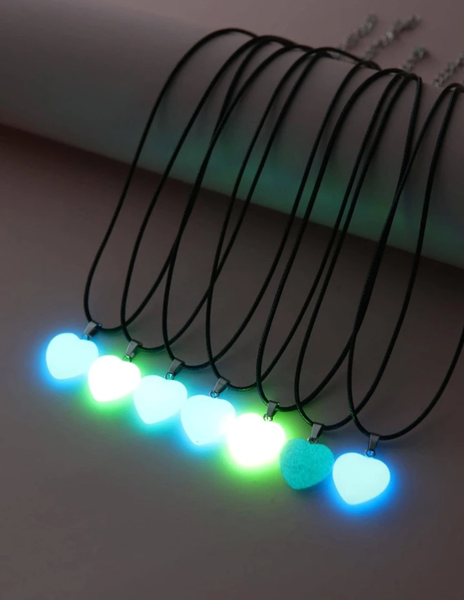 Romantic necklaces and bracelets for couples