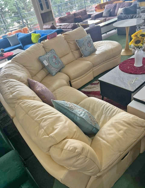 Canapé d'angle en cuir luxueux