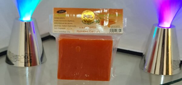 Savon hydratant à la carotte