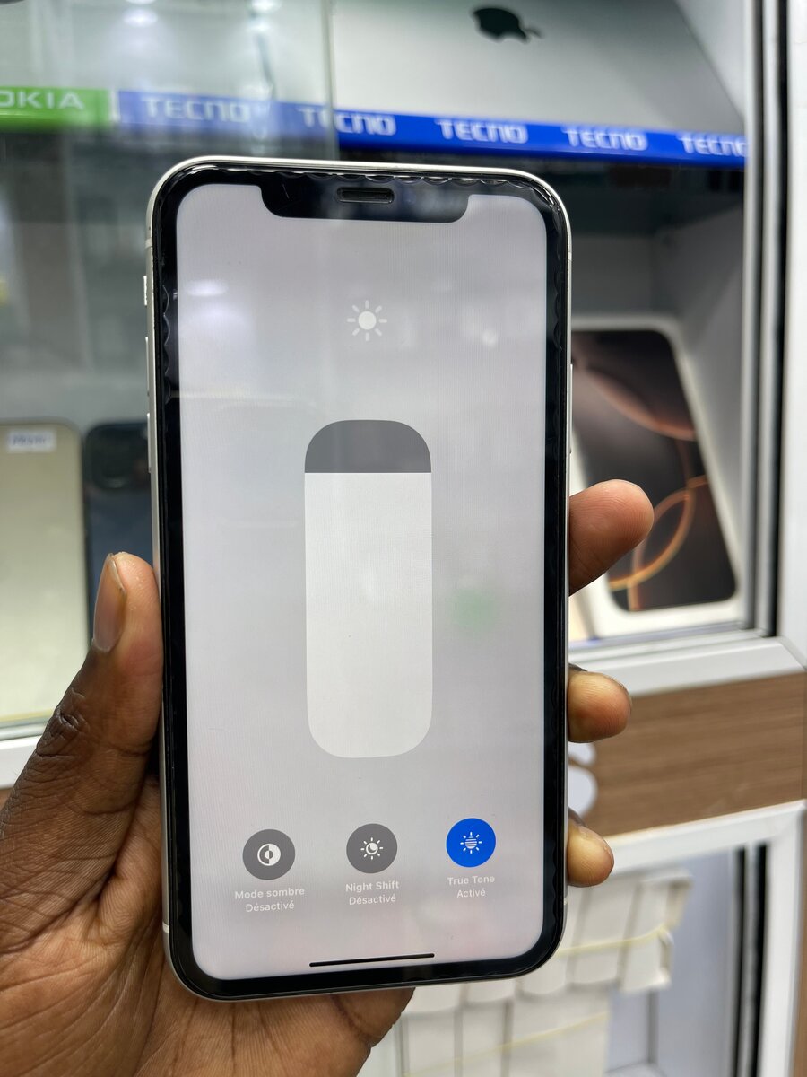 iPhone XR 64Go Blanc