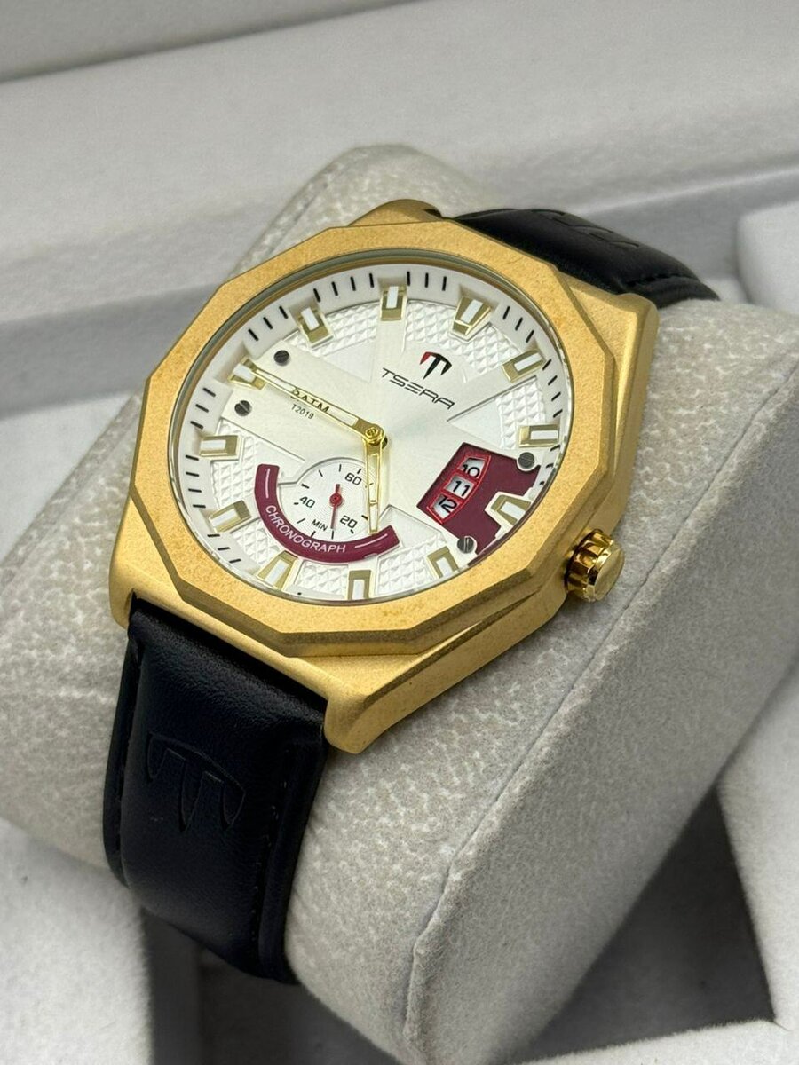 Montre homme élégante moderne