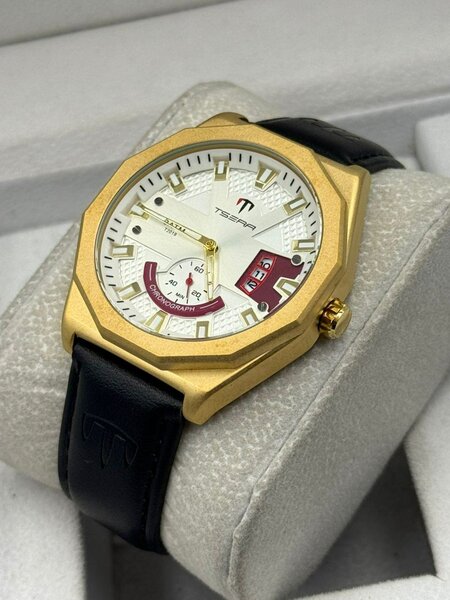 Montre homme élégante moderne