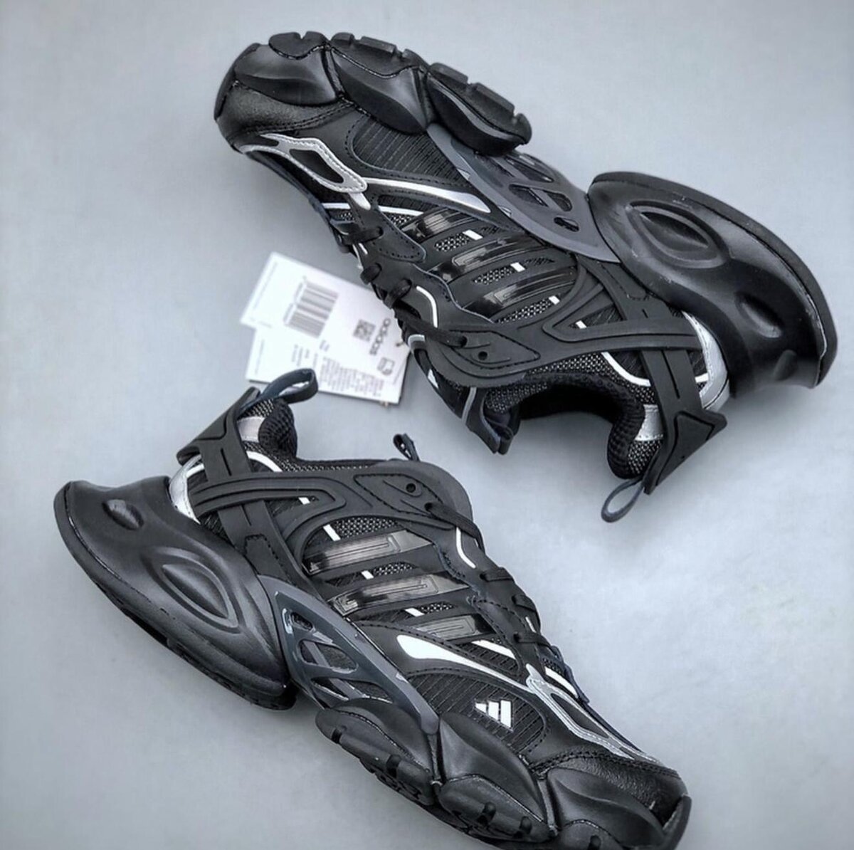 Adidas vento noire