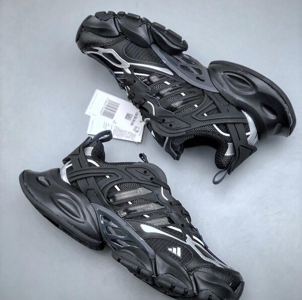 Adidas vento noire