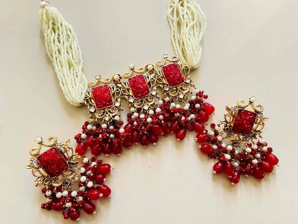 Ladies wedding set Necklace and earrings