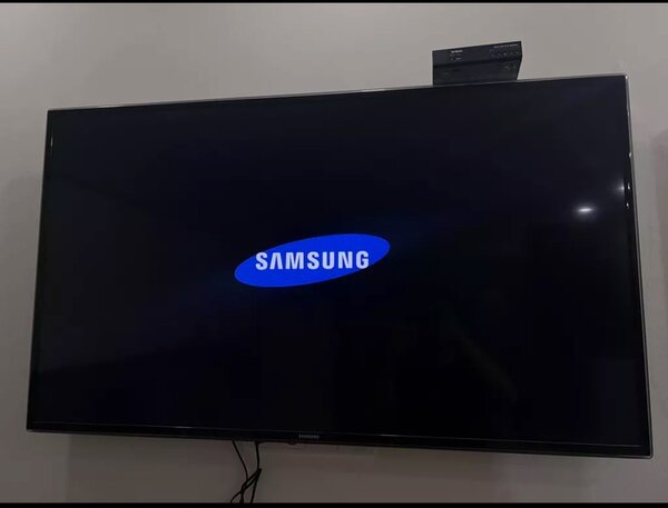 Телевизор Samsung