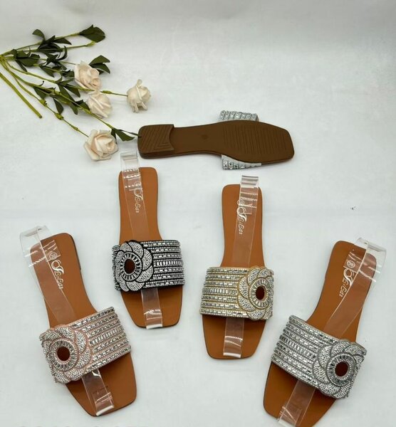 Sandales Plates Éblouissantes