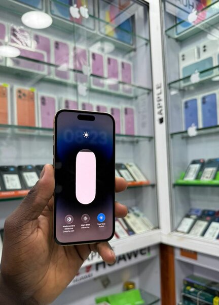 iPhone 14 Pro 128Go dorée