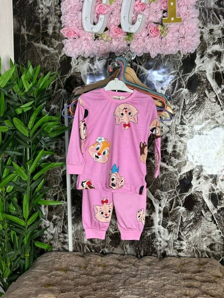 Pyjamas colorés pour enfants