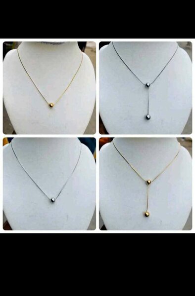 Collier ras du cou avec pendentif en or