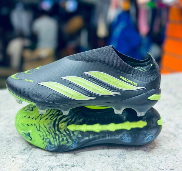 Chaussures de Foot Professionnelles