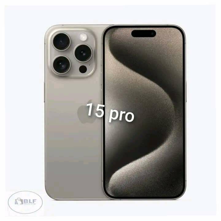 Smartphone 15 Pro haut de gamme