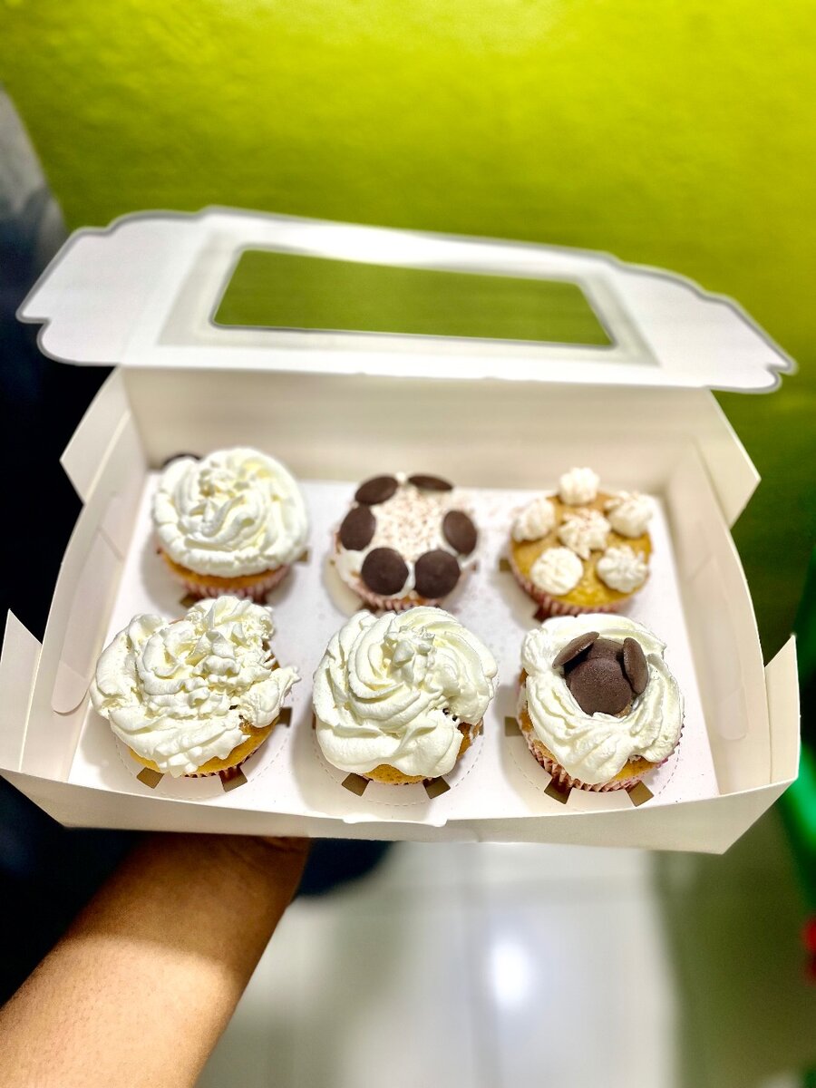 Cupcakes assortis délicieux