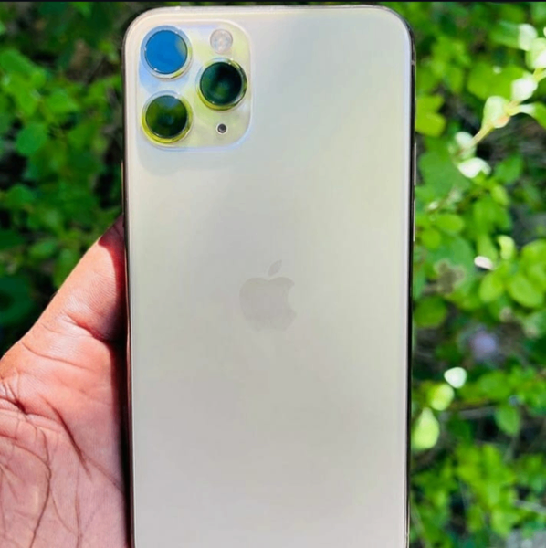 iPhone 11 Pro Max Doré