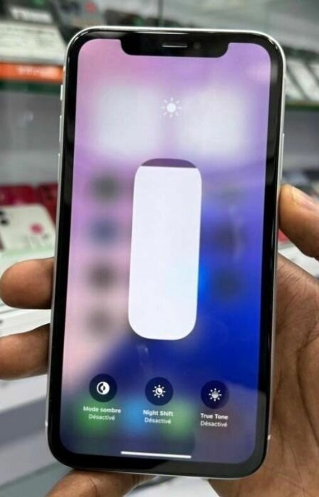 iPhone XR Blanc 64 Go Débloqué