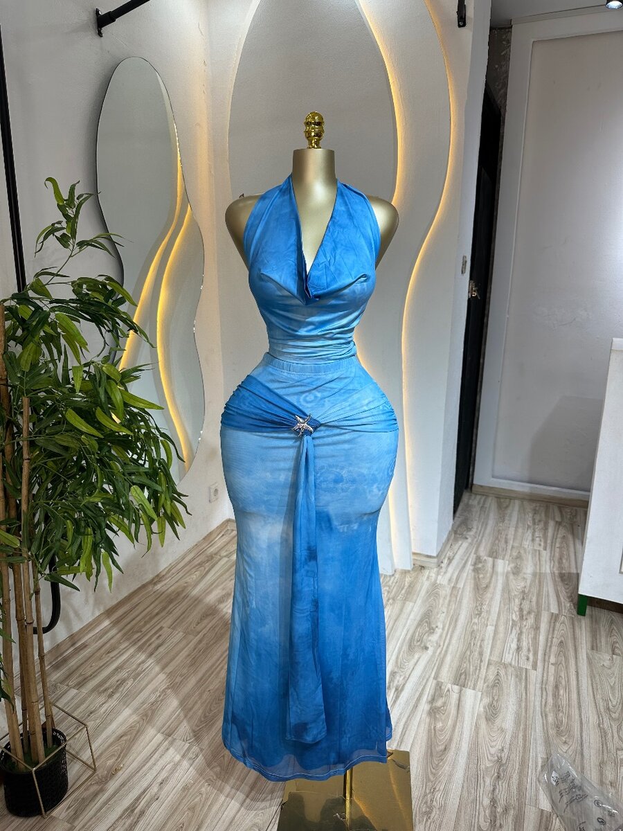 Robe longue élégante bleue