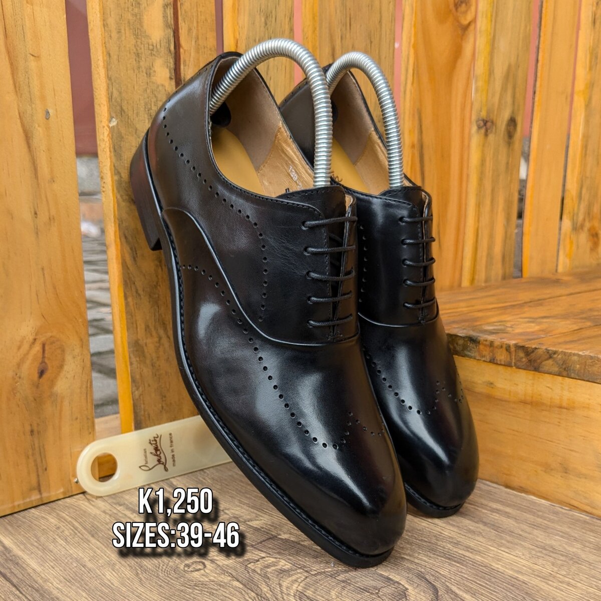 Men's classic shoes