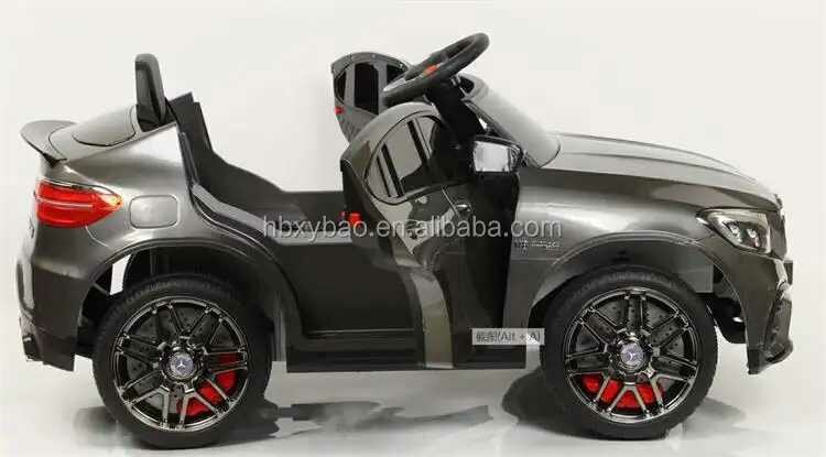 Voiture electrique rechargeable et telecommandee