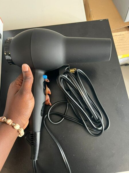 Sèche cheveux ou séchoir