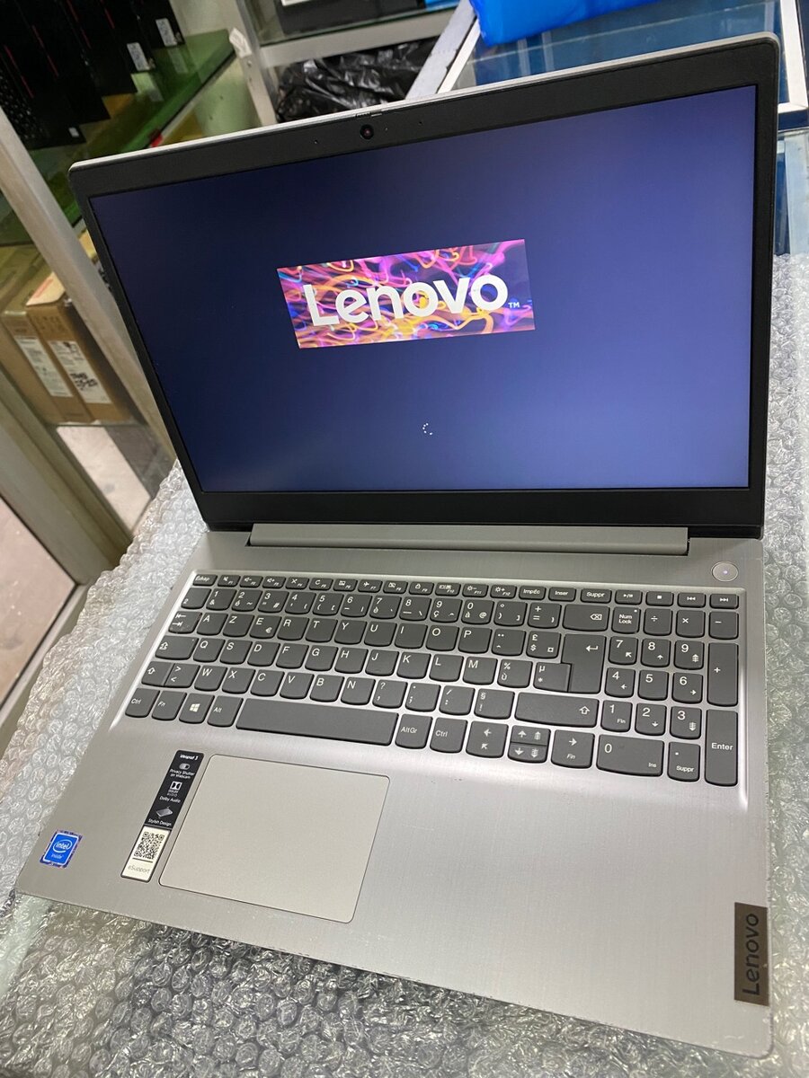 Ordinateur portable Lenovo