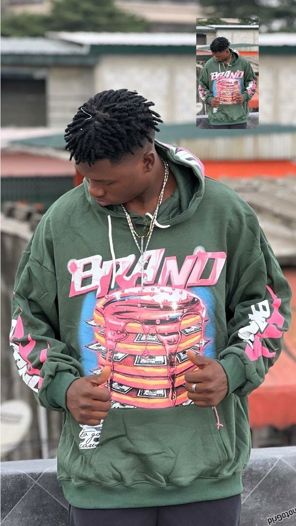 Sweat à Capuche Graphique Style Urbain