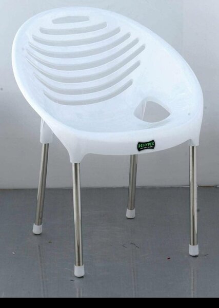 Hypex pure+ plastic chair