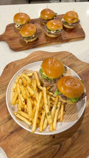 Délicieux Burgers et Frites