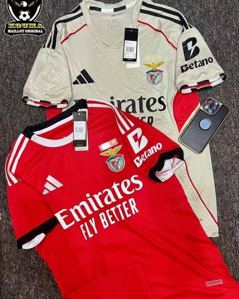 Maillots de football de clubs