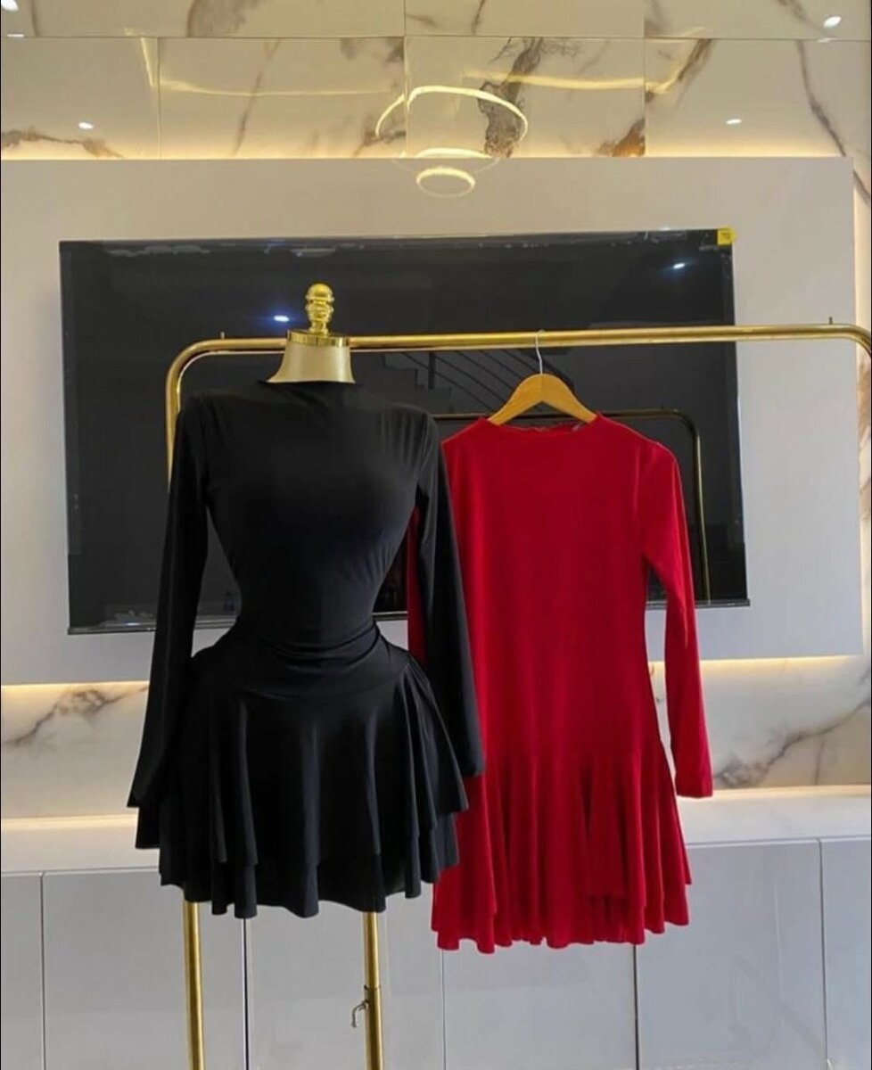 Robe élégante à manches longues