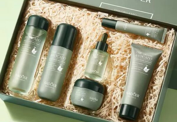6 piece Avocado Skincare Set