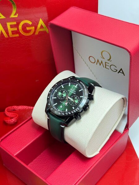 Montre Omega Speedmaster Verte