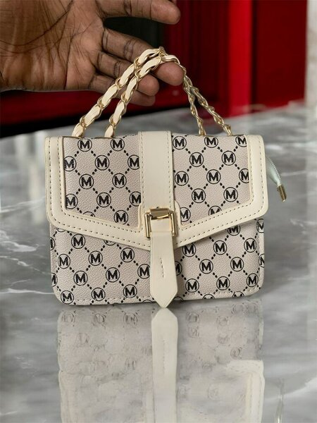 Mini sac à bandoulière chic