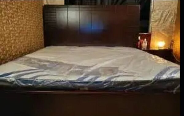 king bed