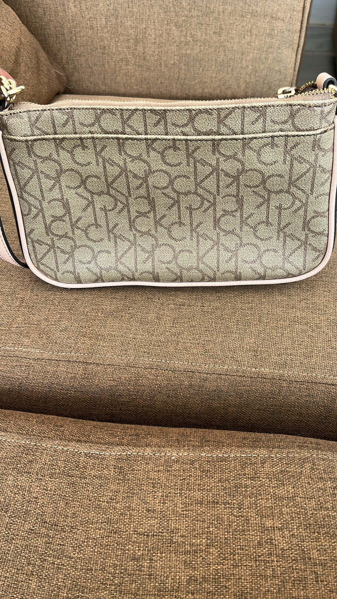 Sac à main élégant CK