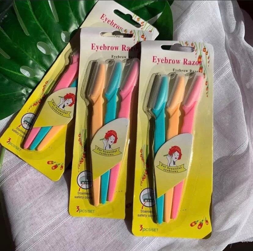 Brow and face trimmer