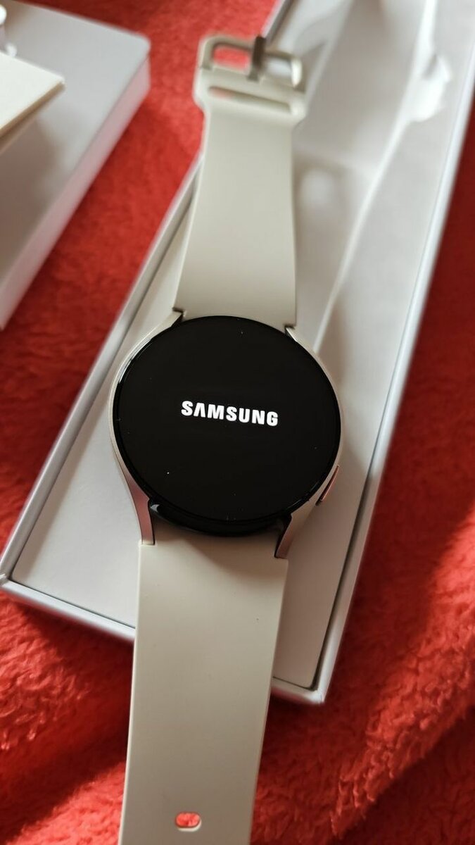 Montre Connectée Apple ou Samsung