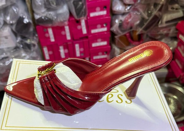 Sandales à talons pour femme